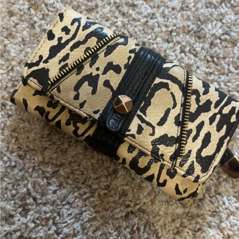 Jessica Simpson trifold, tricolor wallet